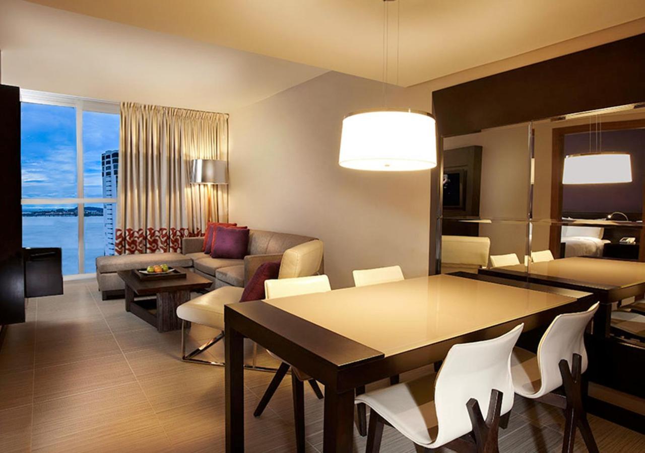 فندق هارد روك بنما ميغابوليس مدينة باناما المظهر الخارجي الصورة A typical apartment at The Residences at The Ritz-Carlton, Marina Bay
